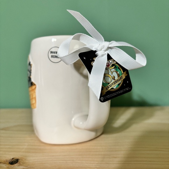 NWT Rae Dunn Wizard of Oz Toto Mug 85th Anniversary Wizard of Oz Collection - Picture 4 of 7